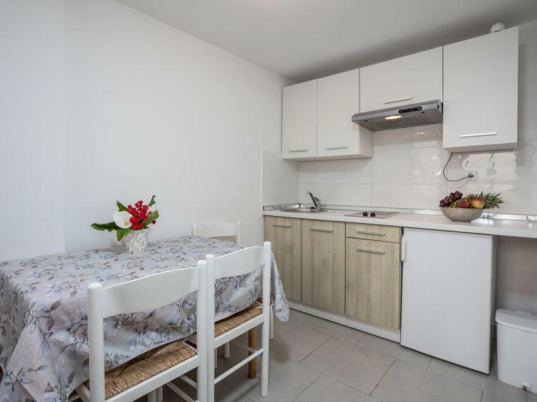 Apartments Folo Tar-Vabriga Eksteriør billede